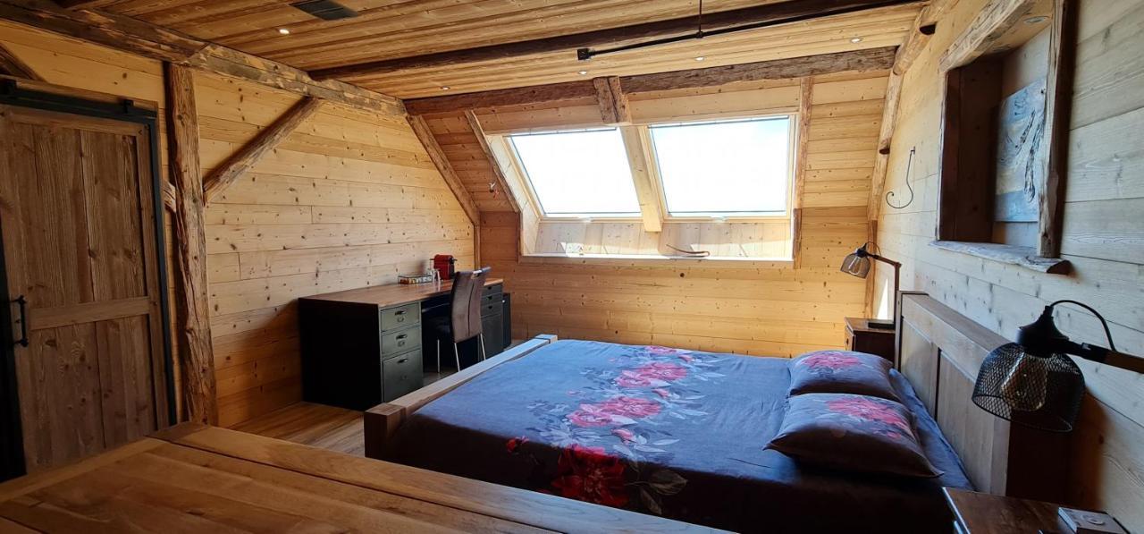 Chambres D'Hotes Le Repere Des Anges Et Spa Larnod Eksteriør bilde