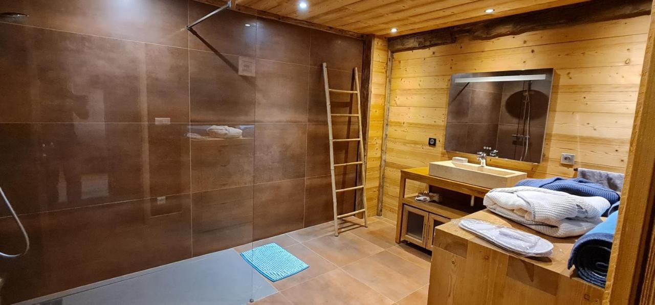 Chambres D'Hotes Le Repere Des Anges Et Spa Larnod Eksteriør bilde